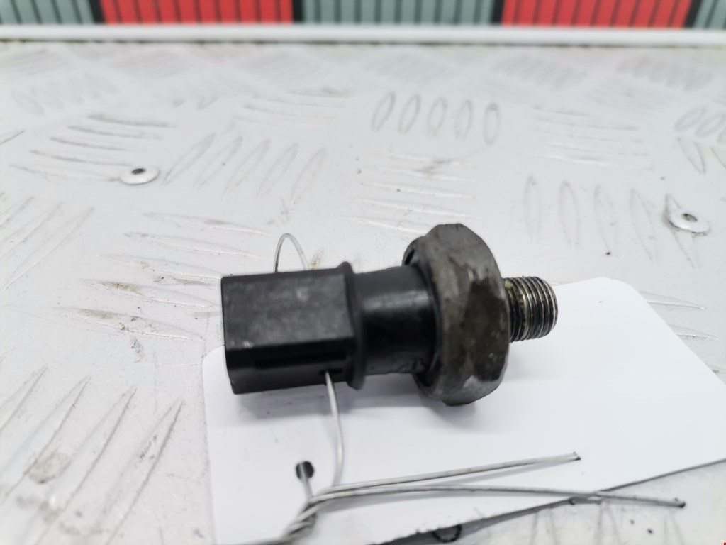 Датчик давления масла NISSAN Almera Tino 2000-2006