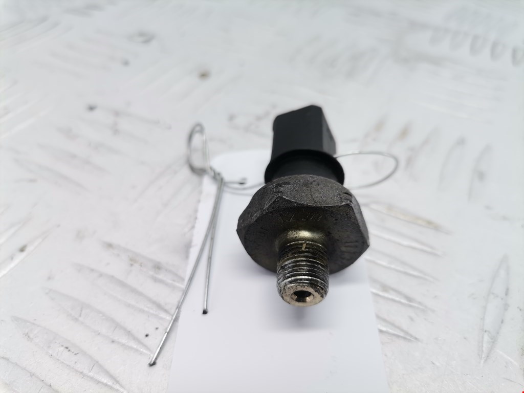 Датчик давления масла NISSAN Almera Tino 2000-2006