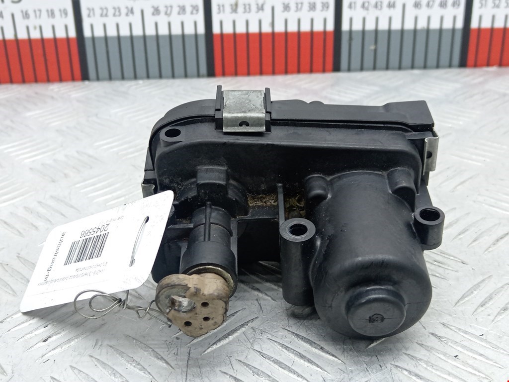 Сервопривод (электропривод моторчик привода) заслонок впускного коллектора Opel Insignia 1 (2008-2017)