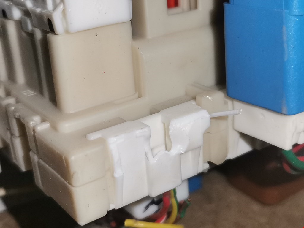 Датчик уровня в бачок омывателя NISSAN Primera P12 2002-2008