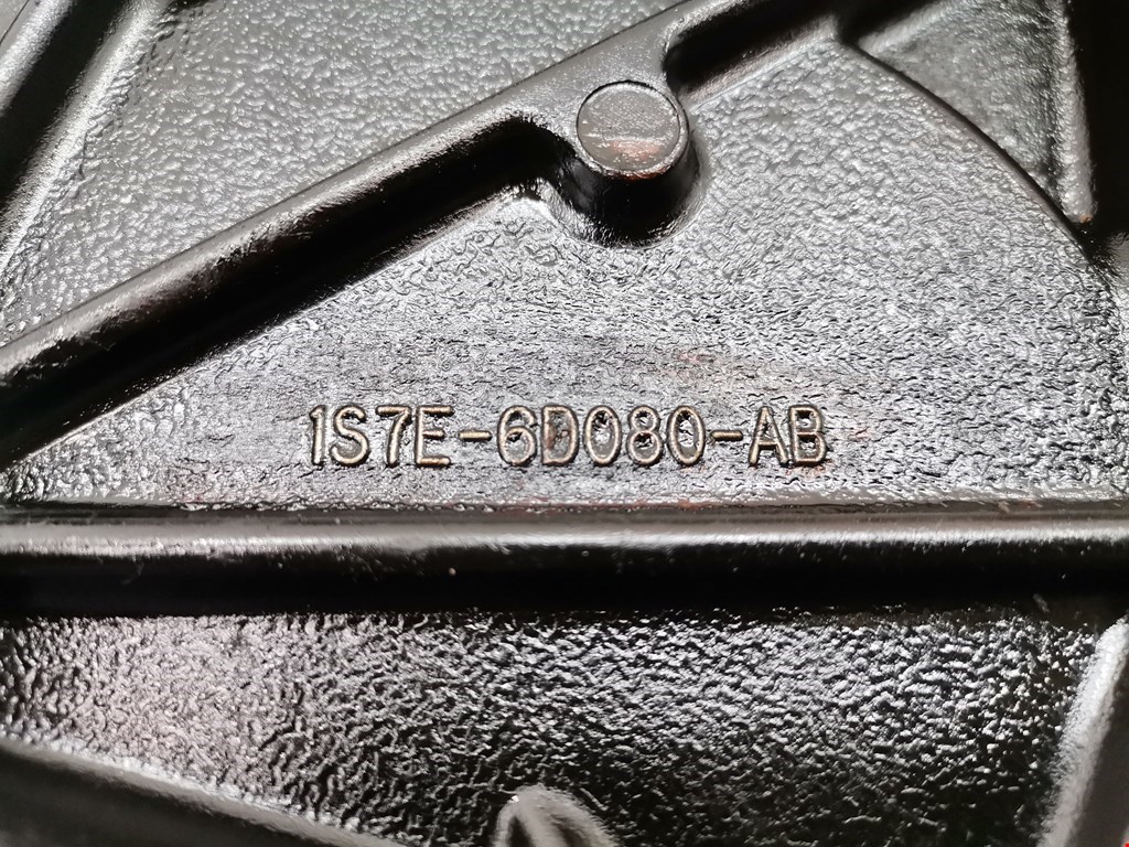 Крышка двигателя передняя FORD Mondeo III 2000-2007