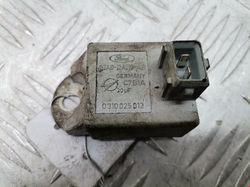 Коммутатор зажигания Ford Mondeo 3 (2000-2007)