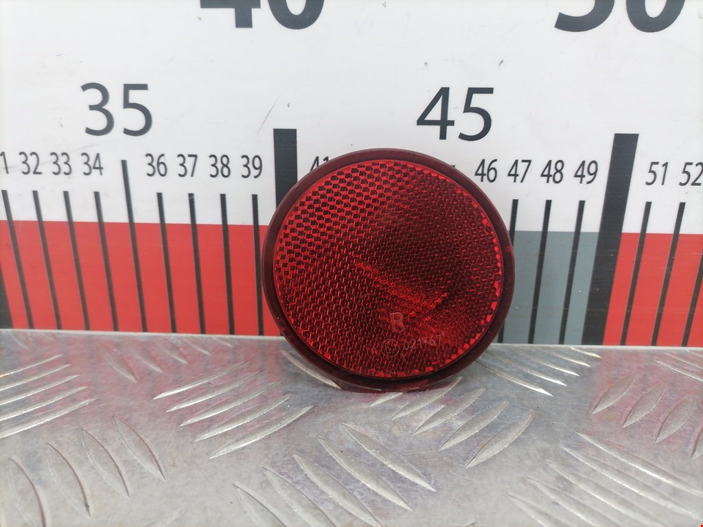 Отражатель в бампер задний правый NISSAN Pathfinder R51M 2004-2014