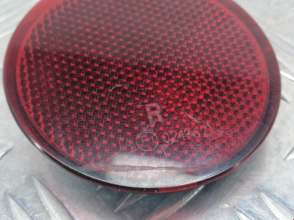 Отражатель в бампер задний правый NISSAN Pathfinder R51M 2004-2014