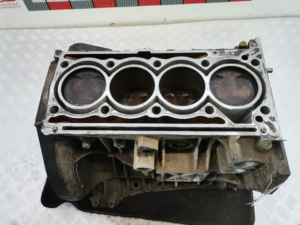 Блок цилиндров MERCEDES-BENZ C-Class C-klasse W203 2000-2007