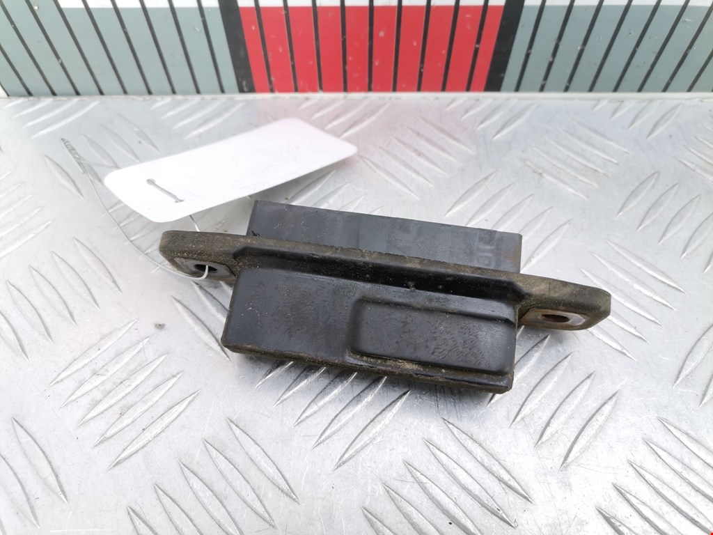 Ручка двери багажника наружная TOYOTA Avensis 2009-2015