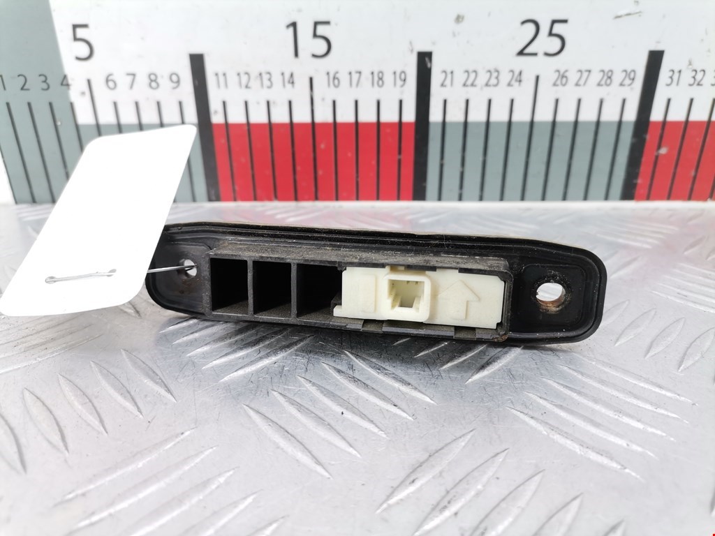 Ручка двери багажника наружная TOYOTA Avensis 2009-2015