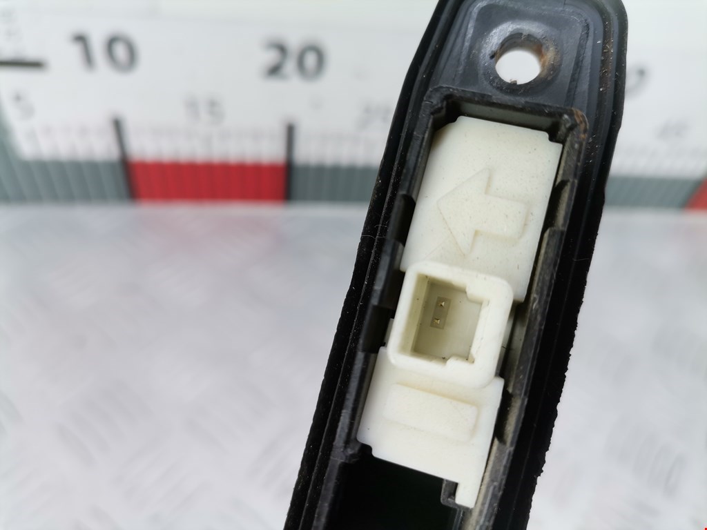 Ручка двери багажника наружная TOYOTA Avensis 2009-2015