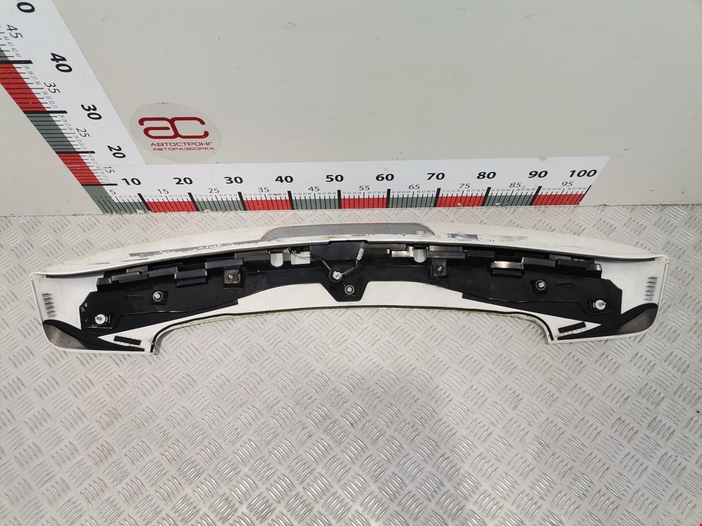 Спойлер TOYOTA Avensis 2009-2015