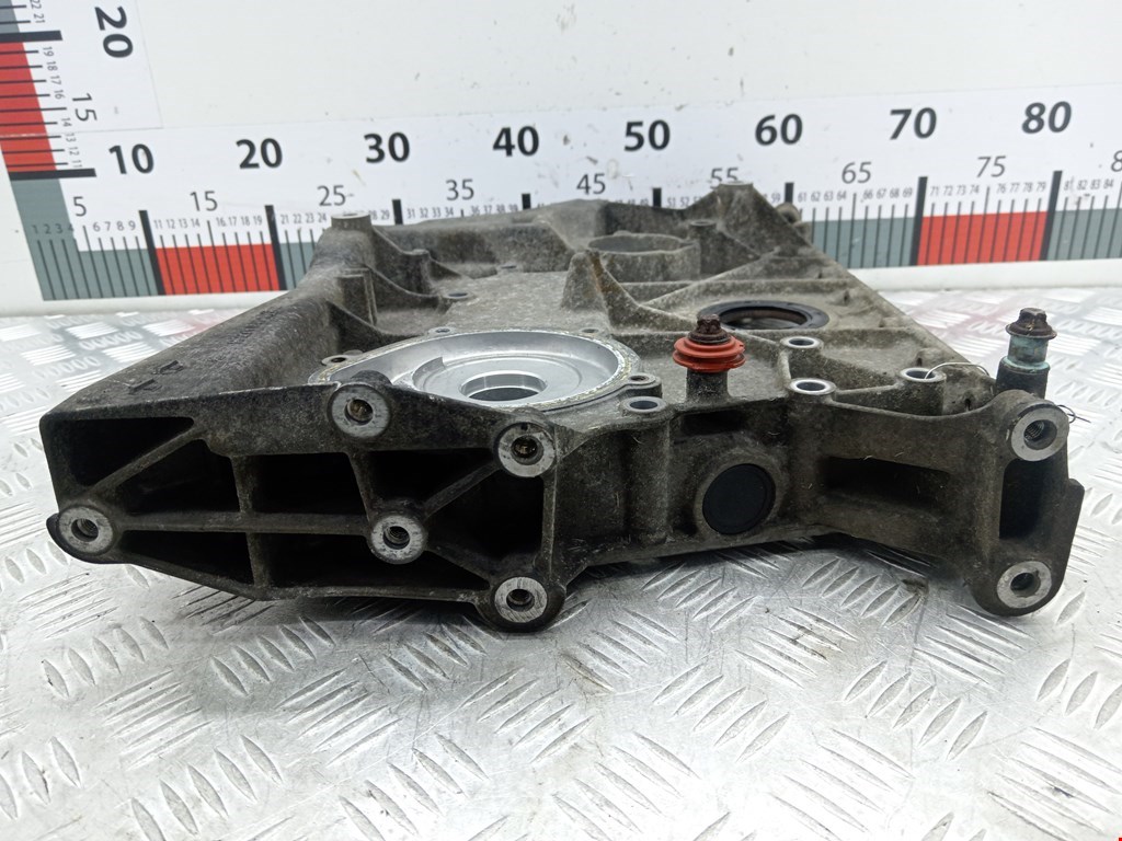 Крышка двигателя передняя MERCEDES-BENZ C-Class C-klasse W203 2000-2007