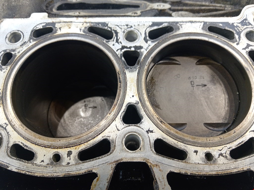 Блок цилиндров RENAULT Espace 1997-2003