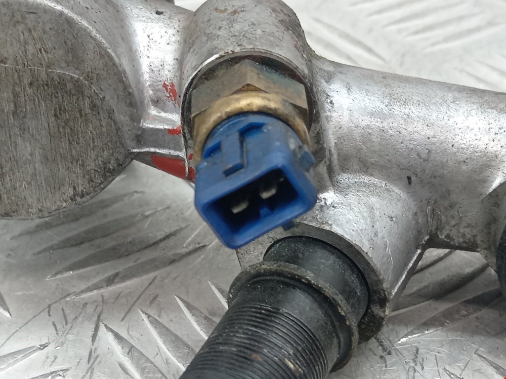 Тройник системы охлаждения RENAULT Espace 1997-2003