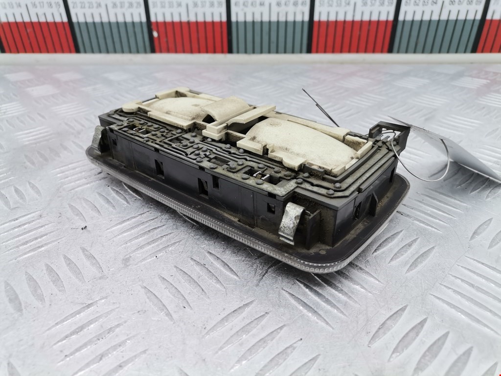 Плафон салонный (салона фонарь) CITROEN Jumper 250 2006-н.в.