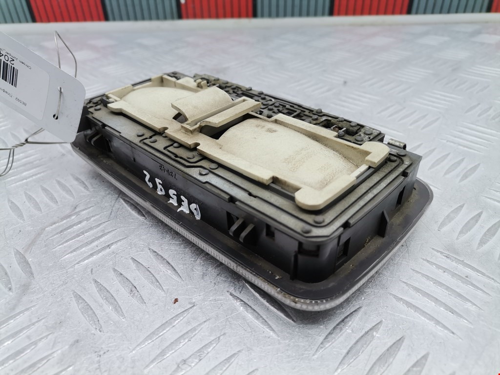 Плафон салонный (салона фонарь) CITROEN Jumper 250 2006-н.в.