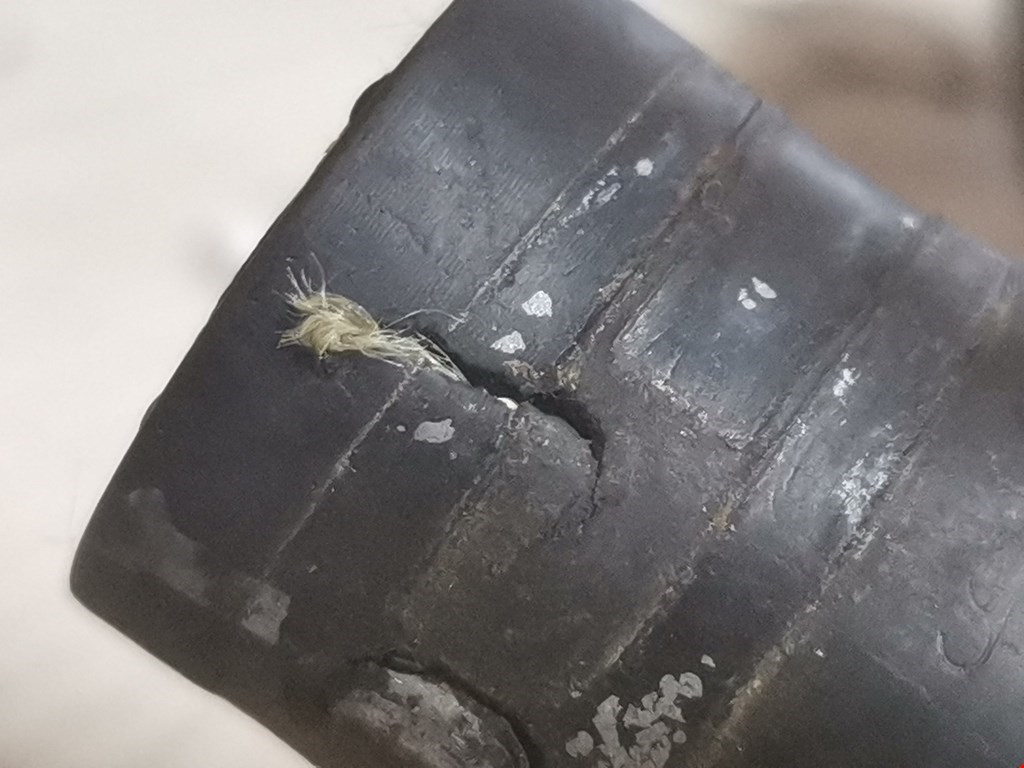 Патрубок VOLKSWAGEN Jetta V 2005-2011