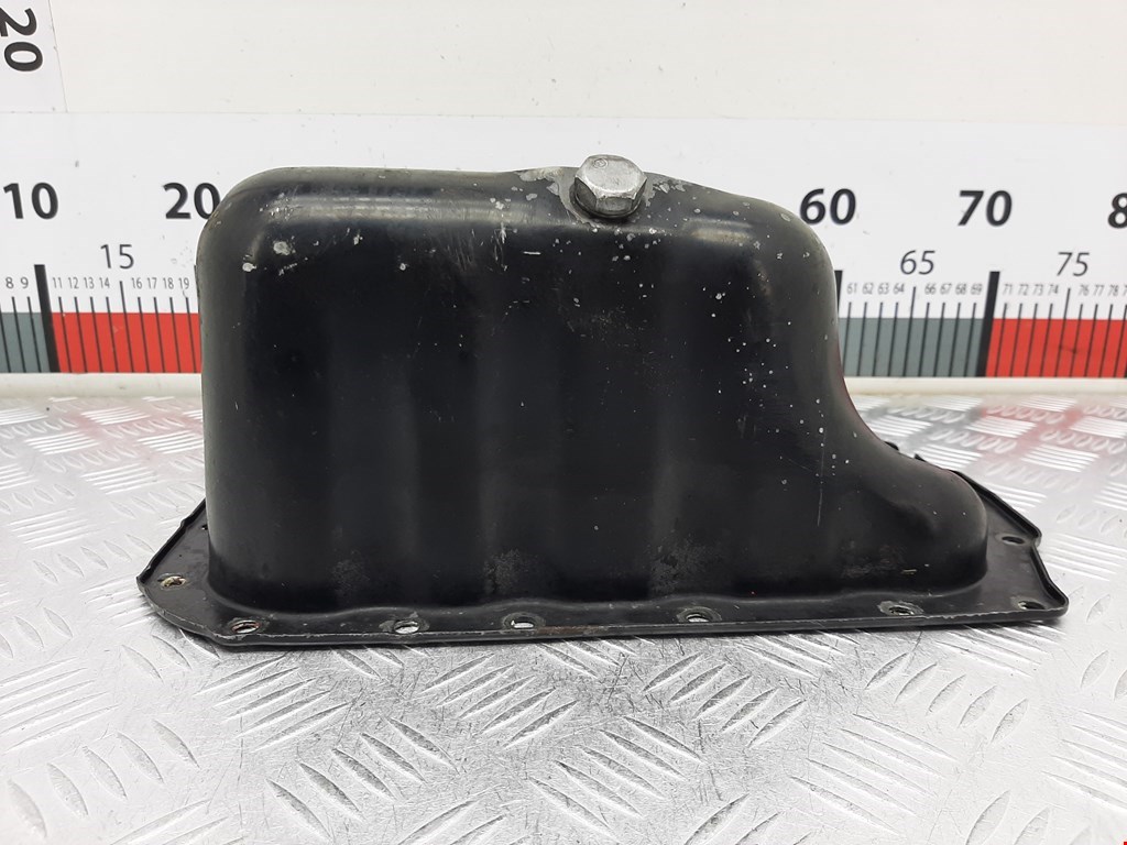 Поддон масляный двигателя VOLKSWAGEN Polo IV 2001-2009