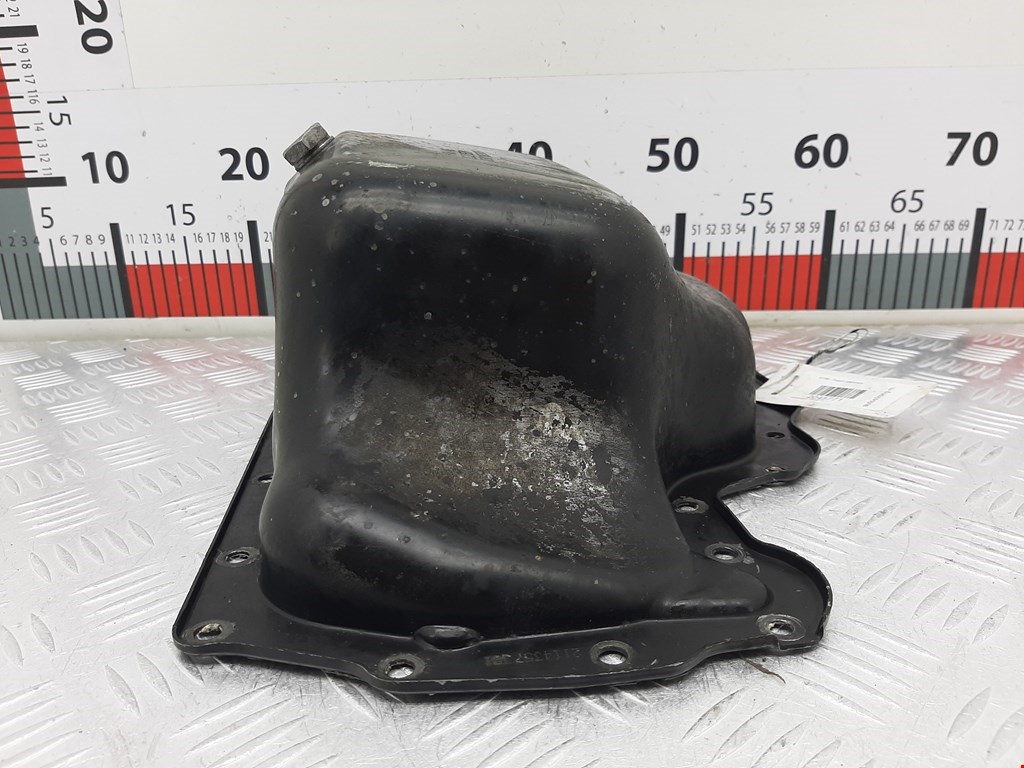 Поддон масляный двигателя VOLKSWAGEN Polo IV 2001-2009