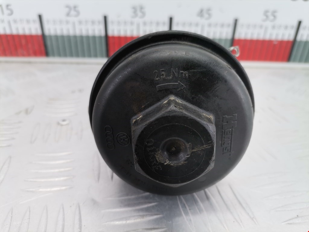 Крышка масляного фильтра VOLKSWAGEN Touran 2003-2010