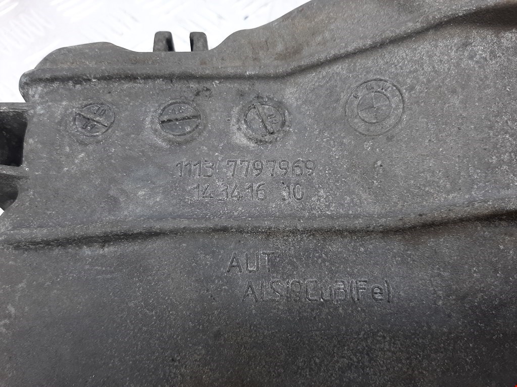 Поддон масляный двигателя BMW 1er E81\E87 2004-2011