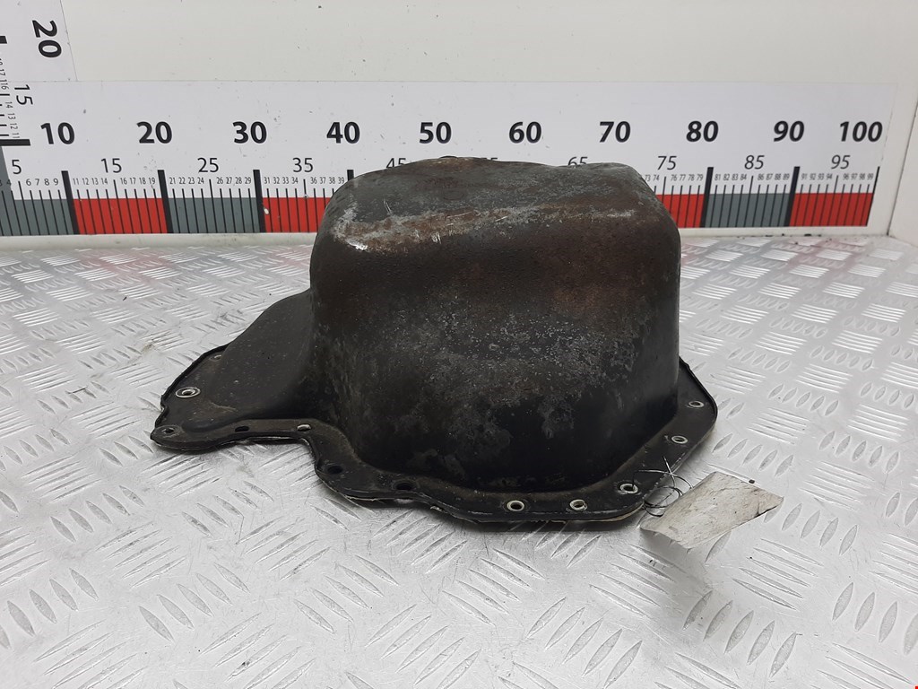 Поддон масляный двигателя VOLKSWAGEN Polo IV 2001-2009