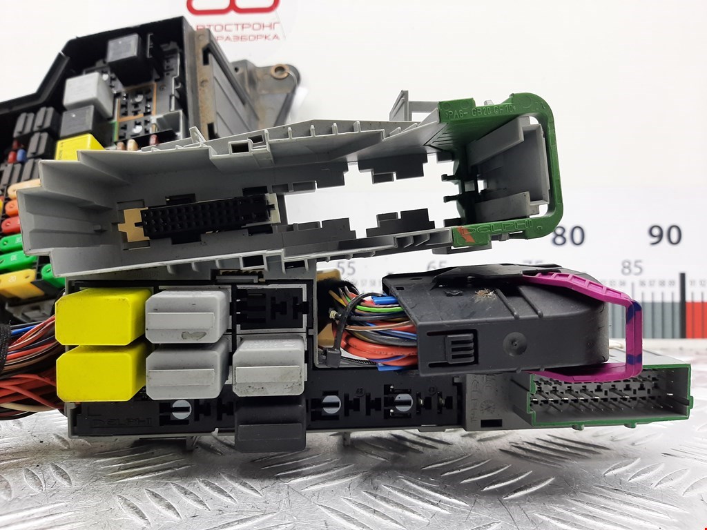 Датчик уровня в бачок омывателя OPEL Tigra B 2004-2009