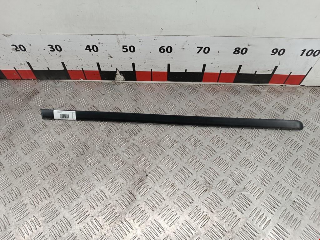 Накладка (молдинг) двери задней правой BMW 3-Series (E46) (1998-2007)