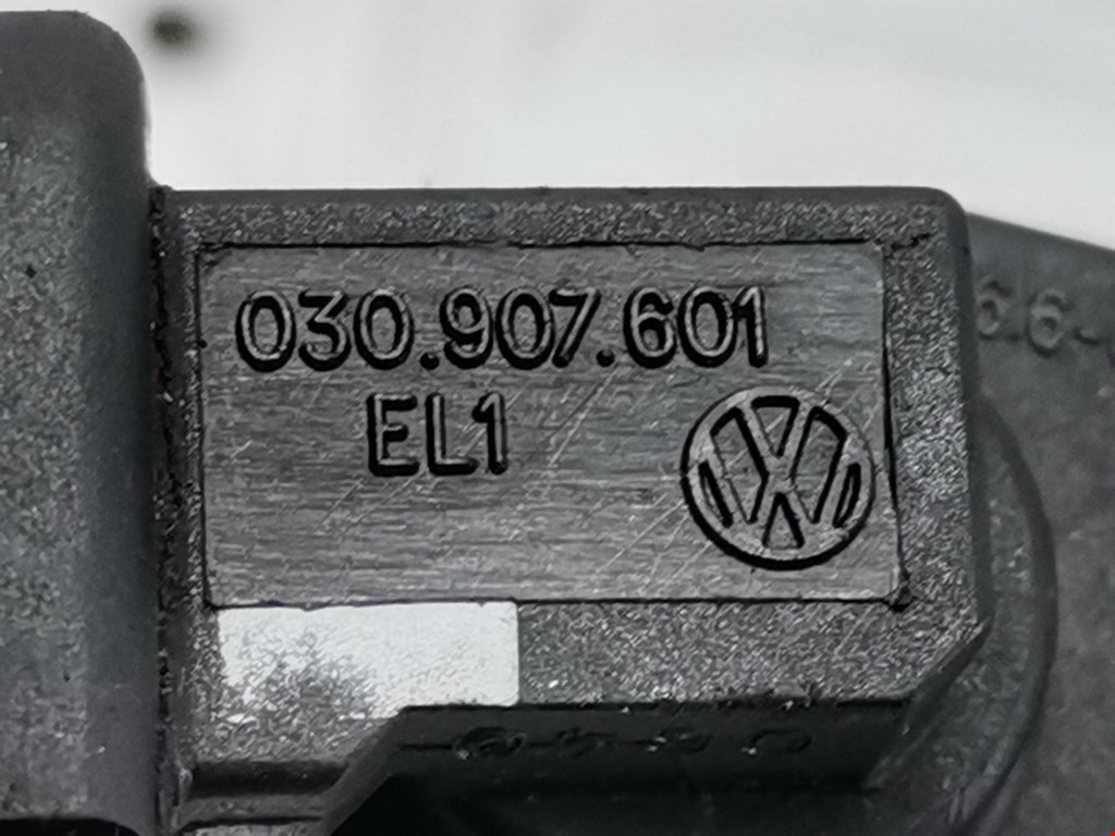 Датчик положения распредвала VOLKSWAGEN Polo III 1994-2001