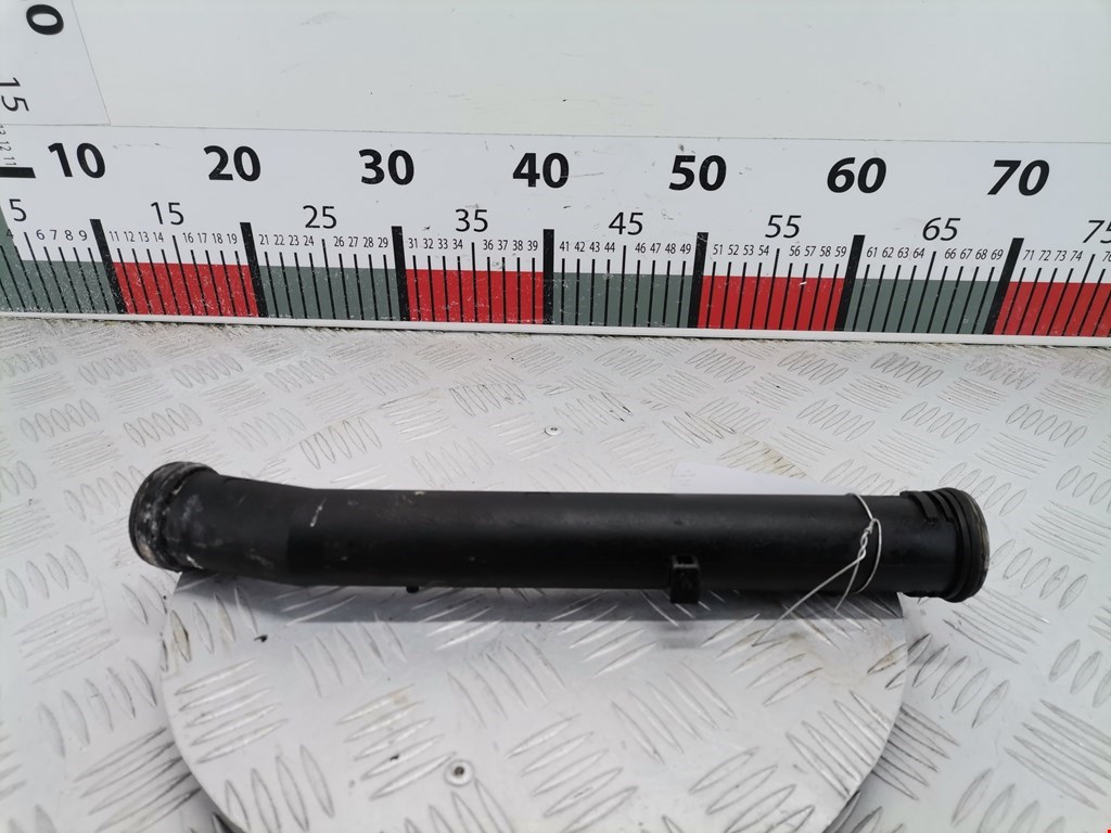 Патрубок VOLKSWAGEN Polo III 1994-2001