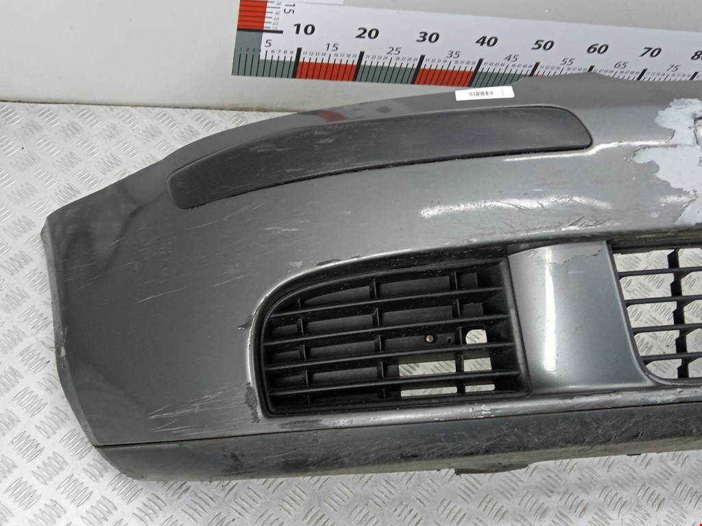 Бампер передний VOLKSWAGEN Golf V 2003-2009