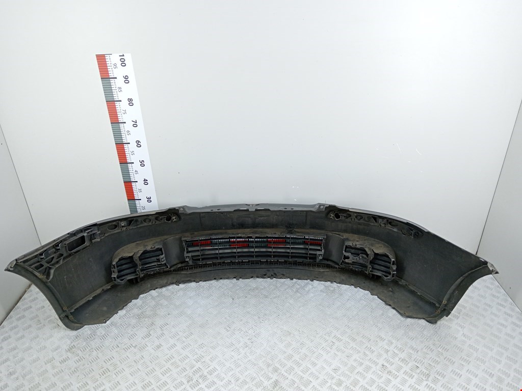 Бампер передний VOLKSWAGEN Golf V 2003-2009