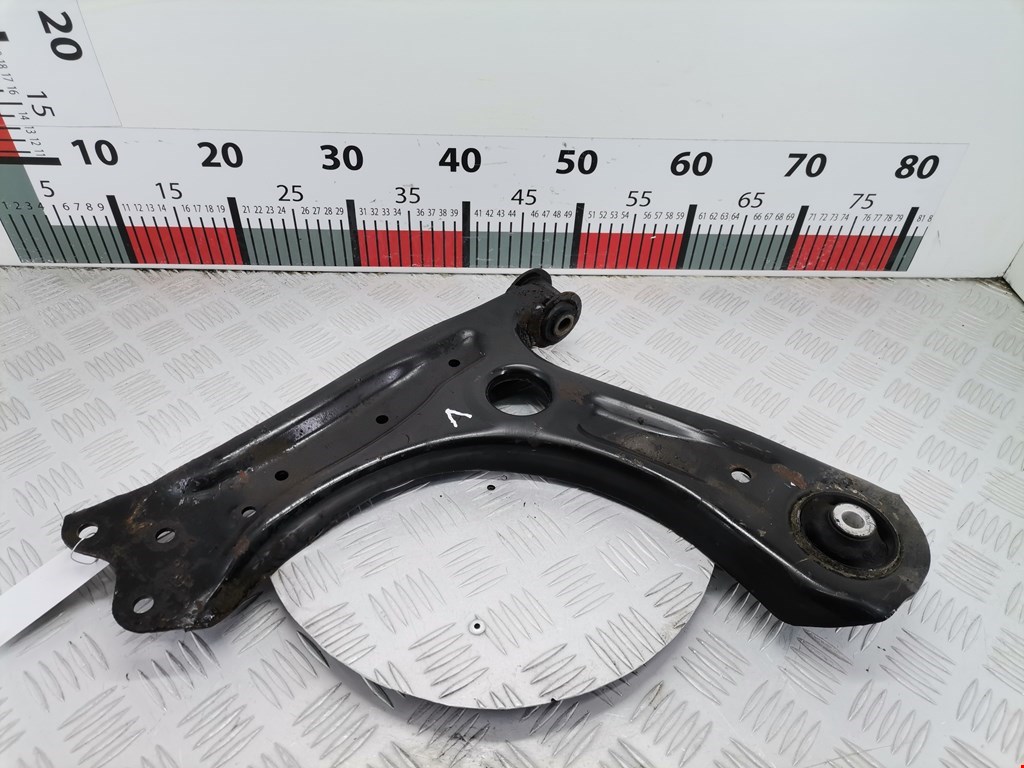 Рычаг передний левый SKODA Rapid 2012-2020