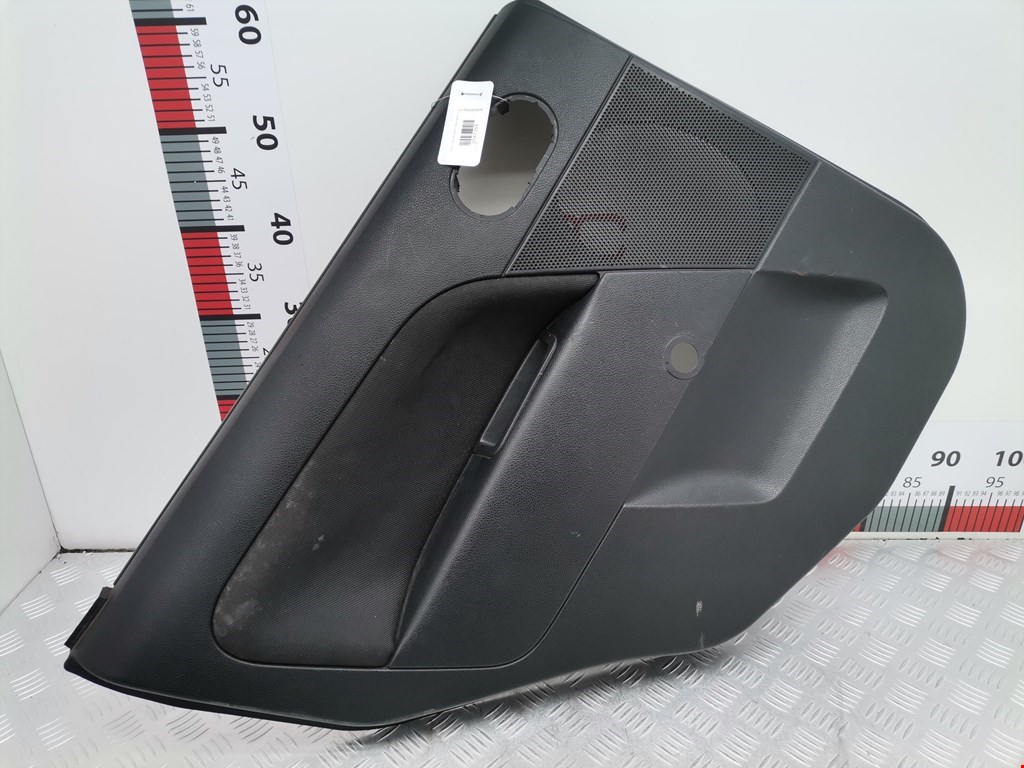 Обшивка двери задняя левая FORD Fiesta 2001-2008