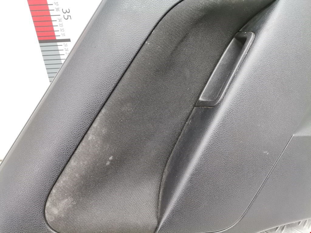 Обшивка двери задняя левая FORD Fiesta 2001-2008