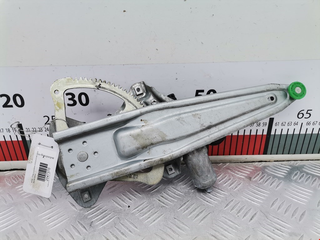 Стеклоподъемник задний правый TOYOTA Auris E150 2006-2012