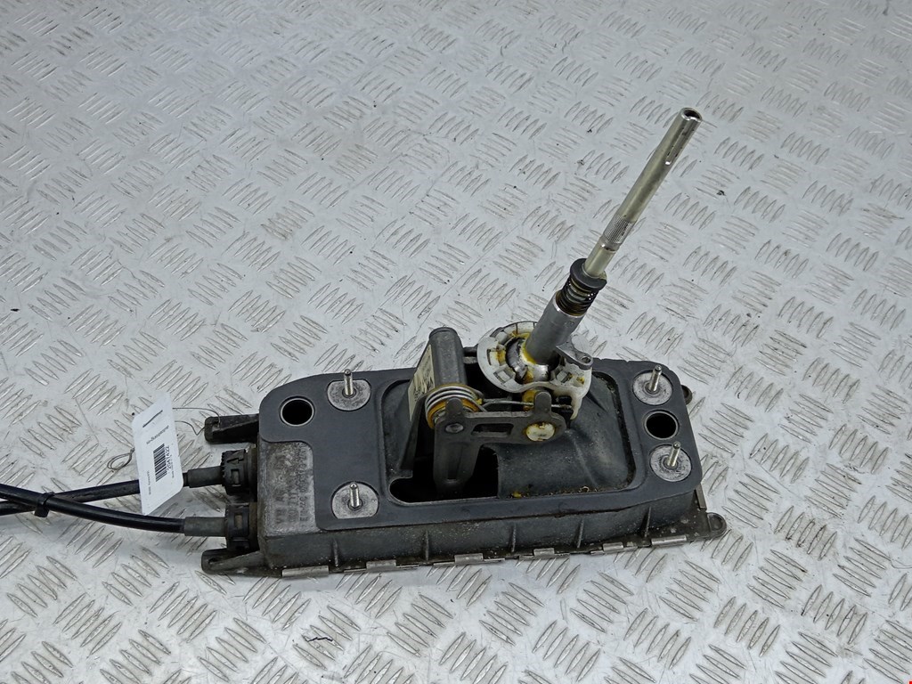 Кулиса (селектор) АКПП/МКПП в салоне SKODA Octavia A5 1Z- 2004-2013