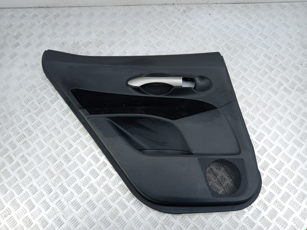 Обшивка двери задняя левая TOYOTA Auris E150 2006-2012