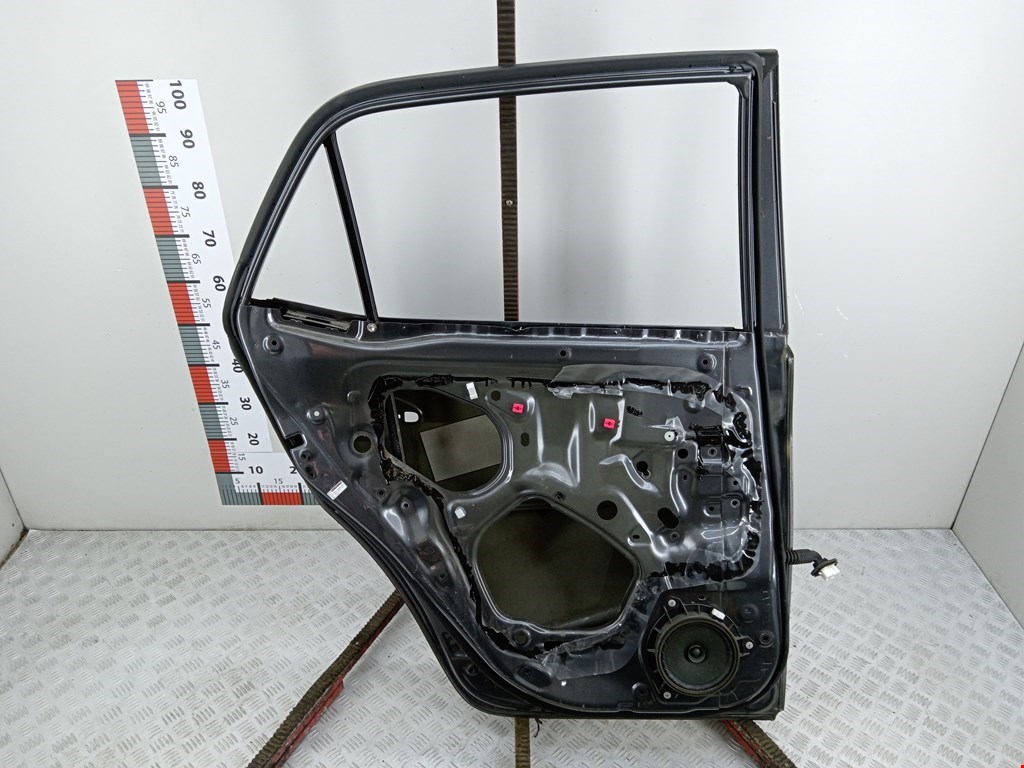 Дверь задняя левая TOYOTA Auris E150 2006-2012