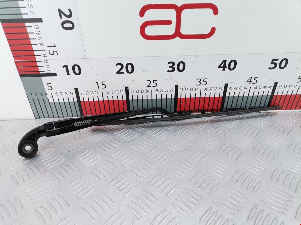 Поводок дворника задний (заднего) SEAT Leon 1999-2005