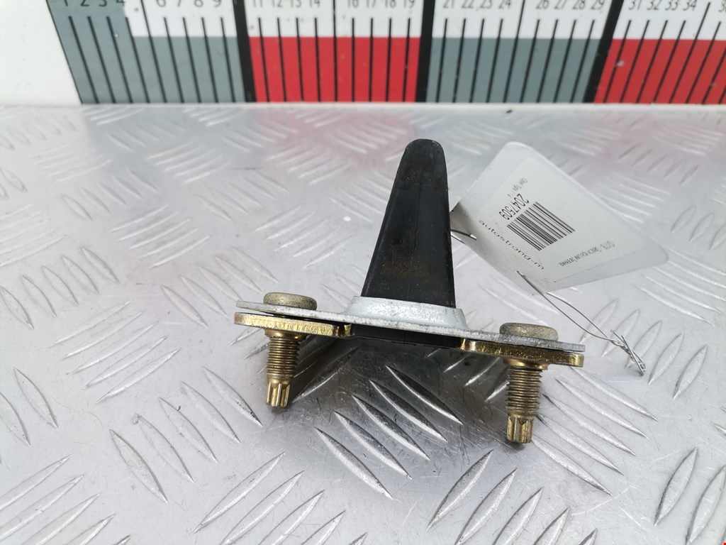 Замок багажника (крышки двери) OPEL Tigra A 1994-2001