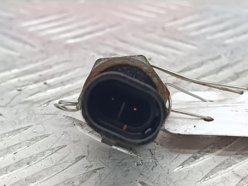 Датчик включения заднего хода OPEL Zafira B 2005-2012