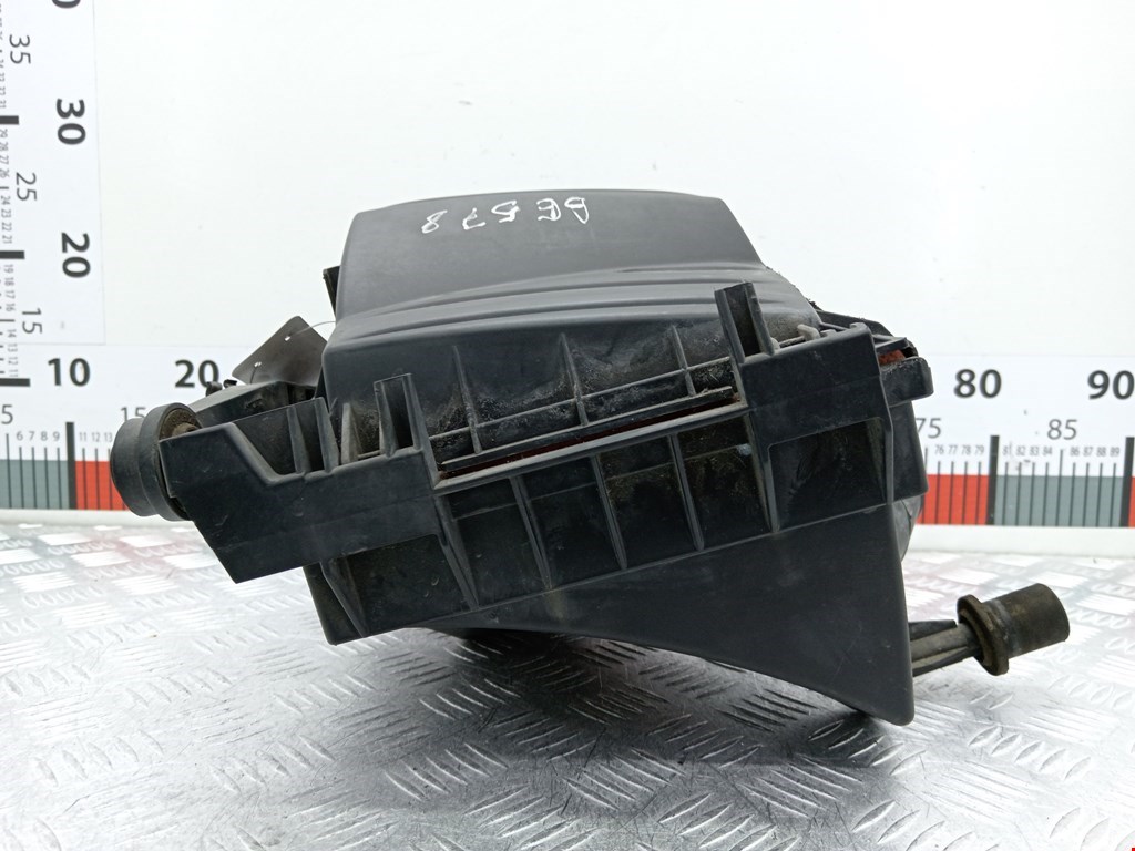 Корпус воздушного фильтра OPEL Combo C 2001-2011