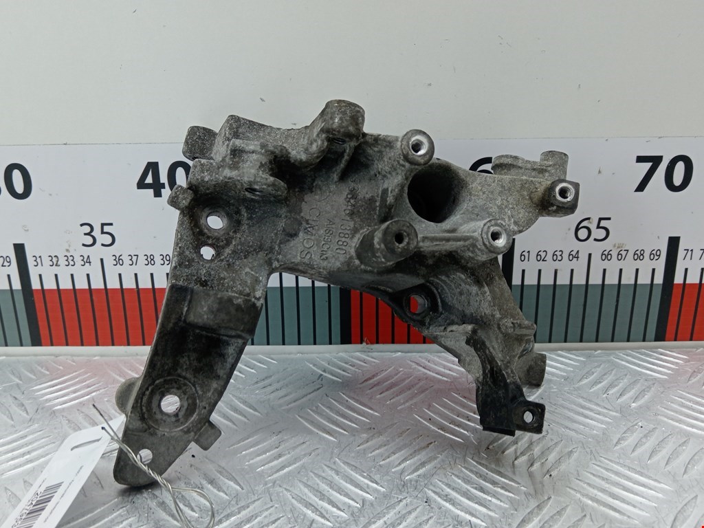 Кронштейн генератора CITROEN Berlingo 2008-н.в.