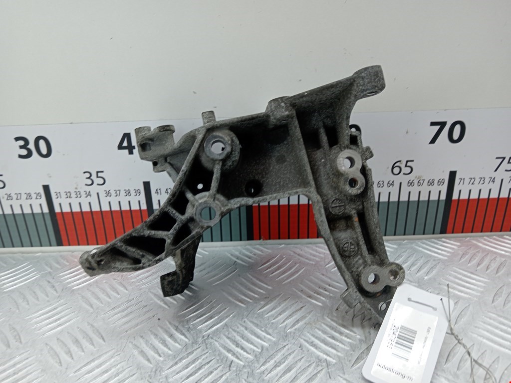 Кронштейн генератора CITROEN Berlingo 2008-н.в.