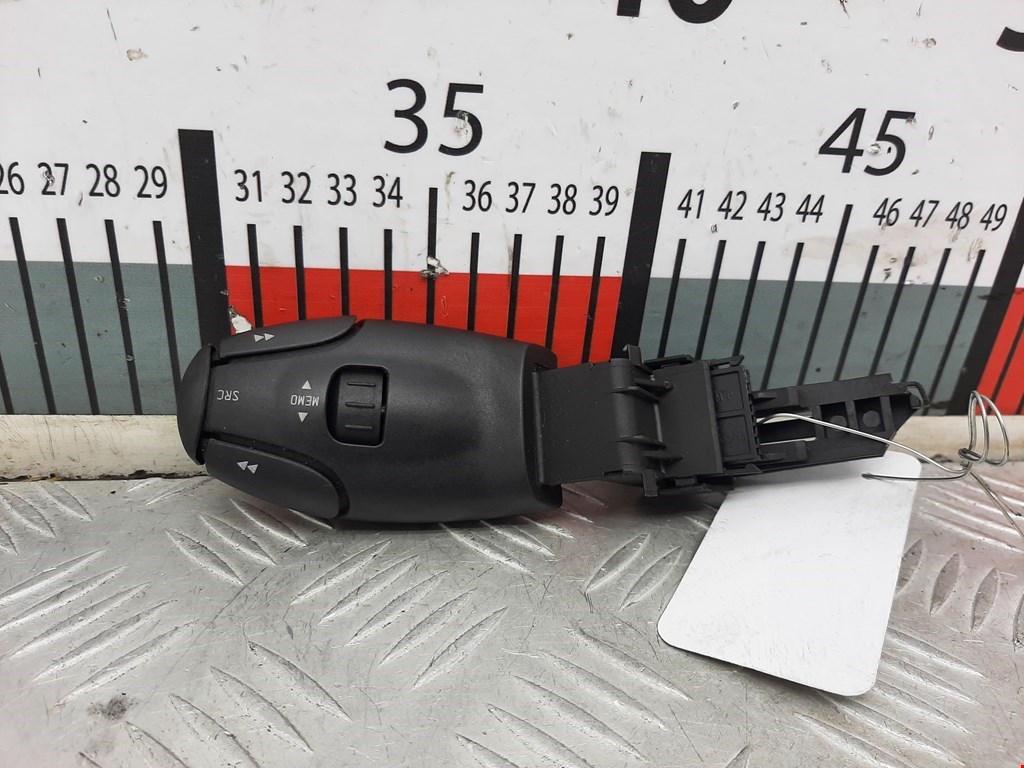Переключатель подрулевой управления магнитолой CITROEN C5 I 2001-2008