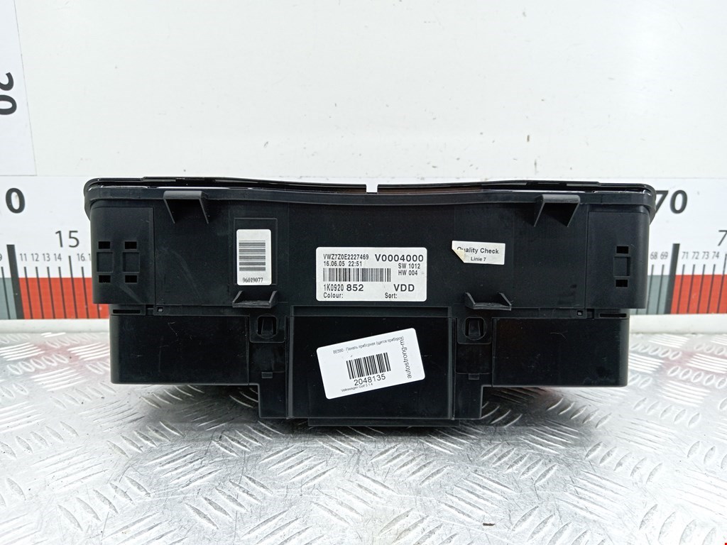 Панель приборов (щиток) VOLKSWAGEN Golf V 2003-2009