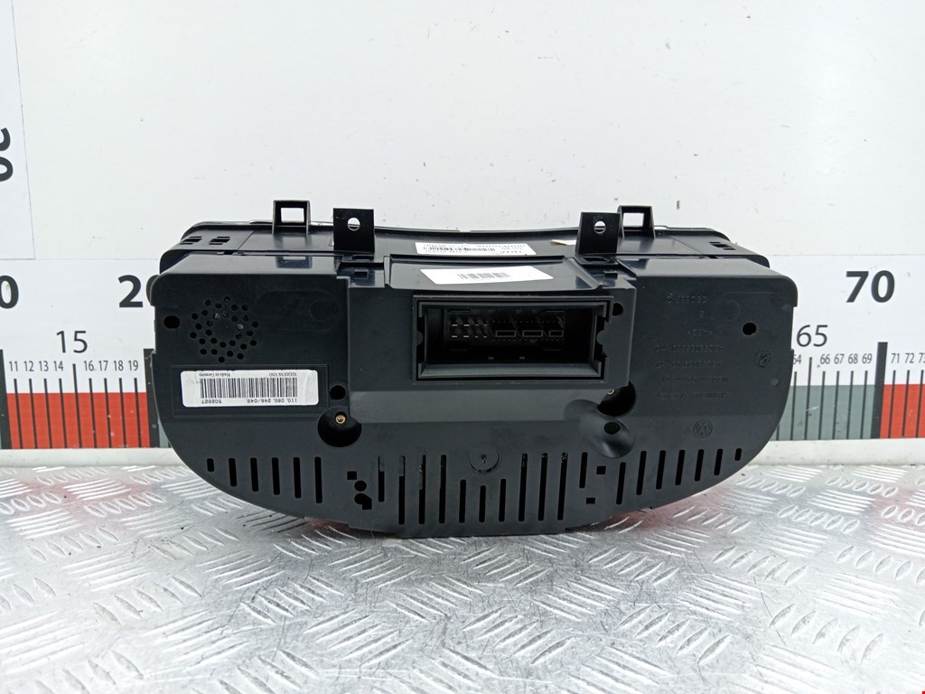 Панель приборов (щиток) VOLKSWAGEN Golf V 2003-2009