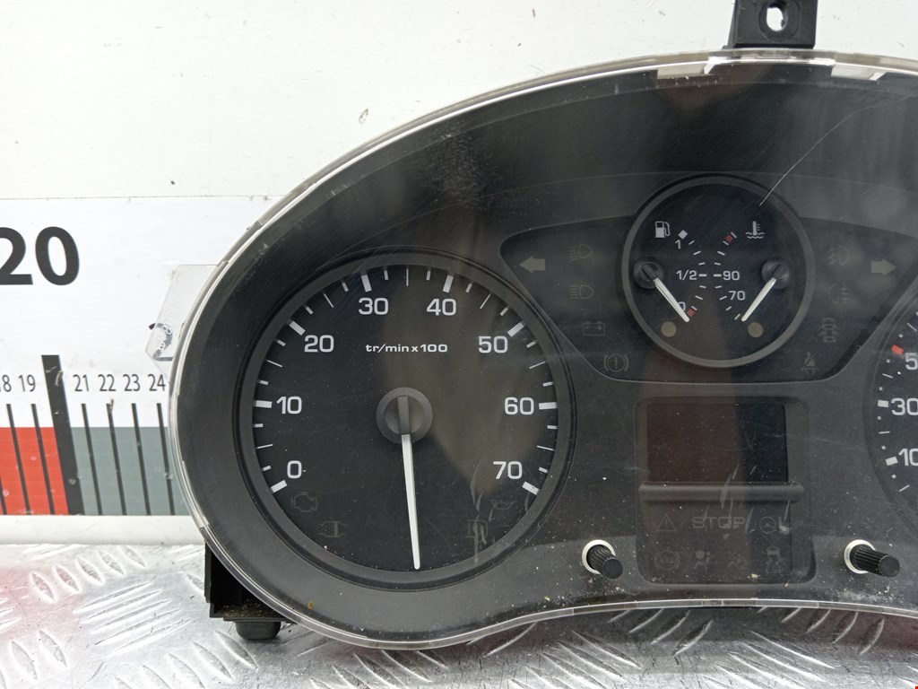 Панель приборов (щиток) CITROEN Berlingo 2008-н.в.