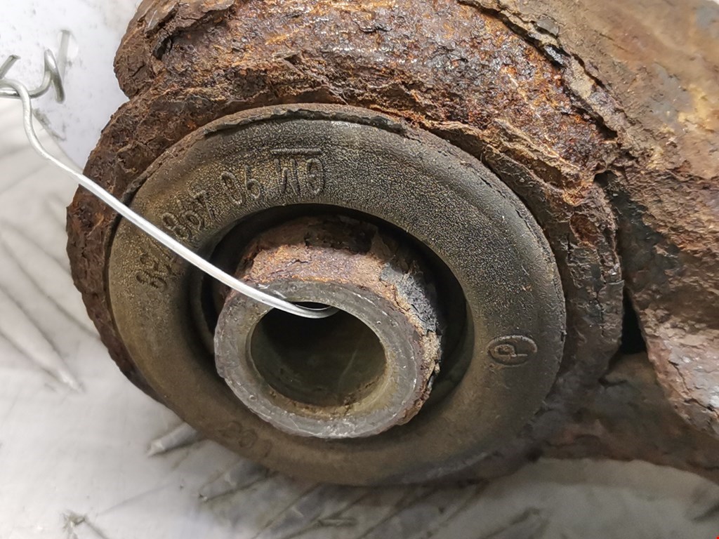 Рычаг передний правый OPEL Astra H/Family 2004-2015