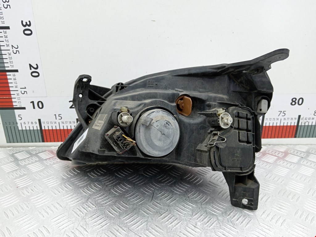 Фара правая OPEL Tigra B 2004-2009