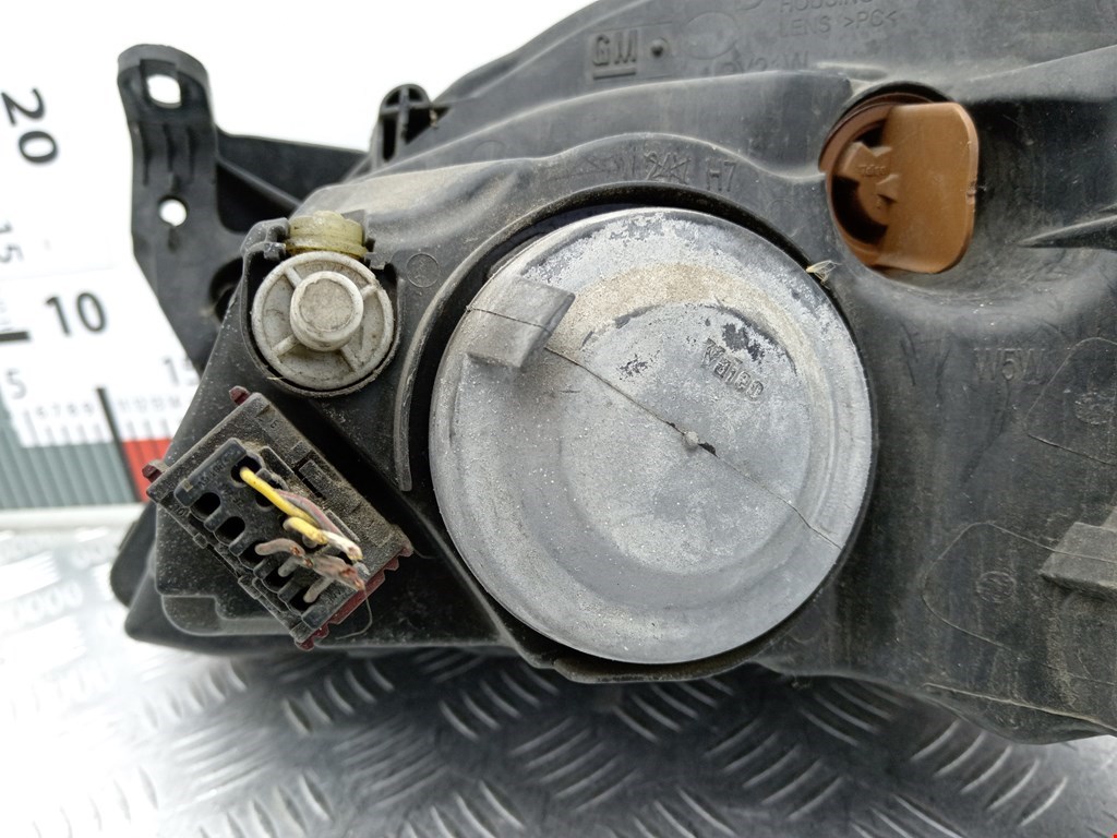 Фара правая OPEL Tigra B 2004-2009